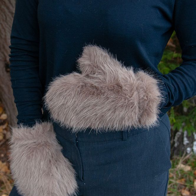 Hovedbilde Votter i fuskpels kald beige