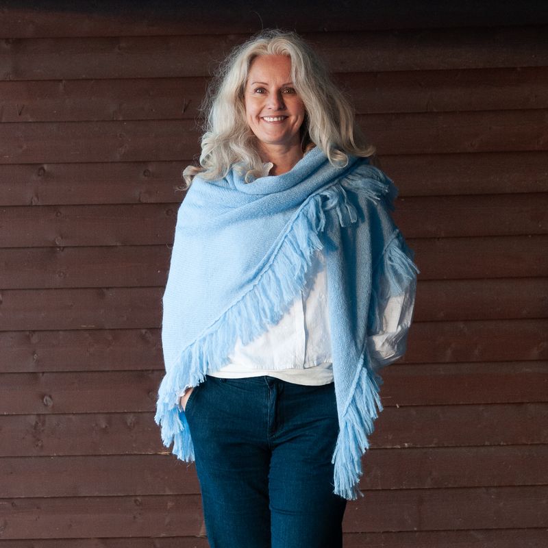 Sjal i mohairmix - lys blå