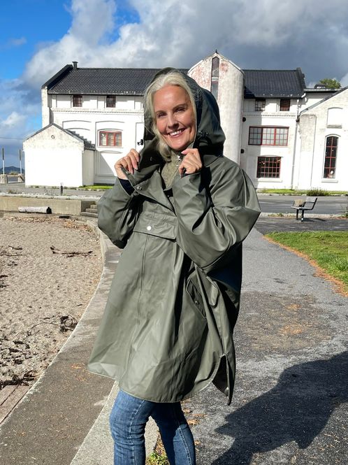 Hovedbilde Regnponcho - olivengrønn