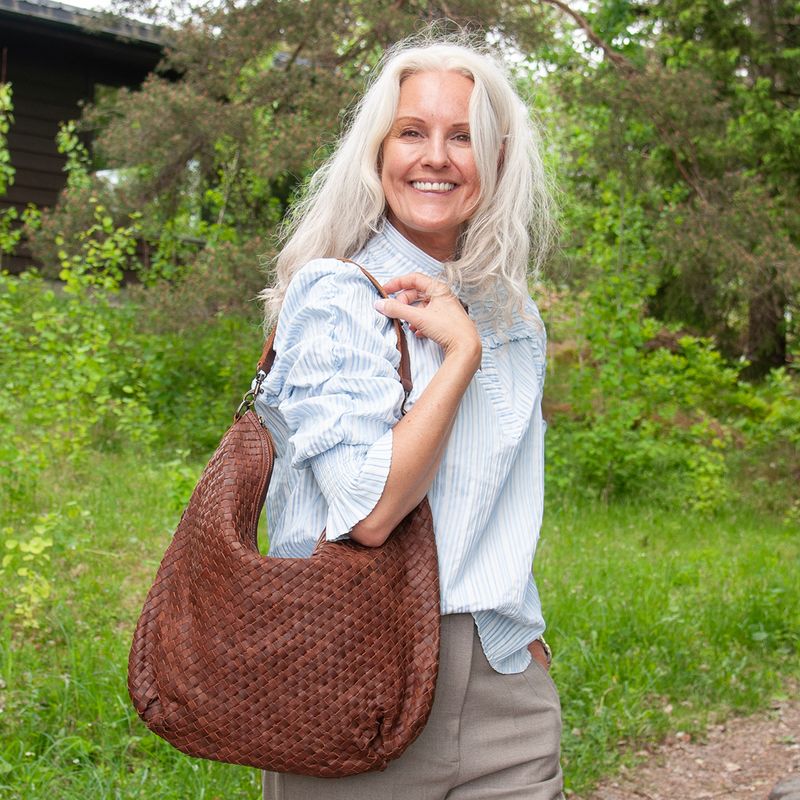 LOTUS stor flettet bag i skinn med dobbel rem - brun