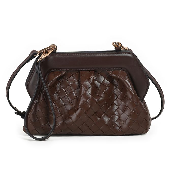 Huvudbild Indi flätad clutch - brun - elegant och tidlös ...